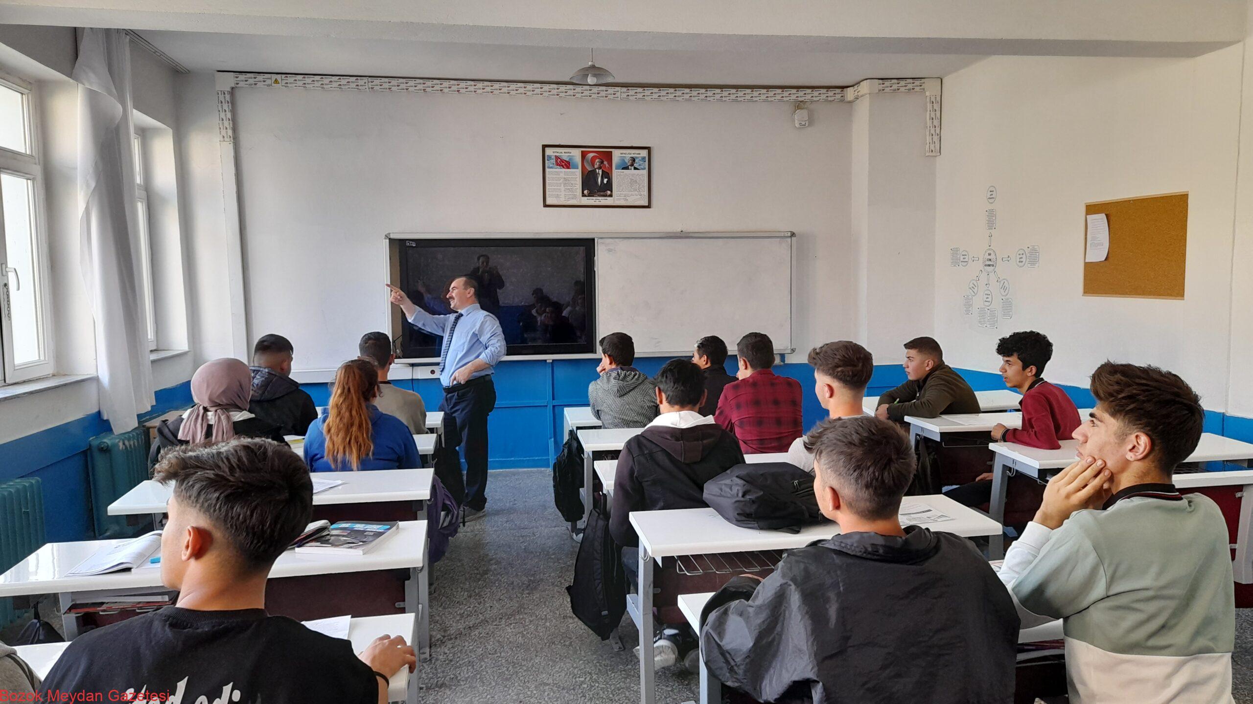 Profesörlerden “Pazarören Çıkartması”