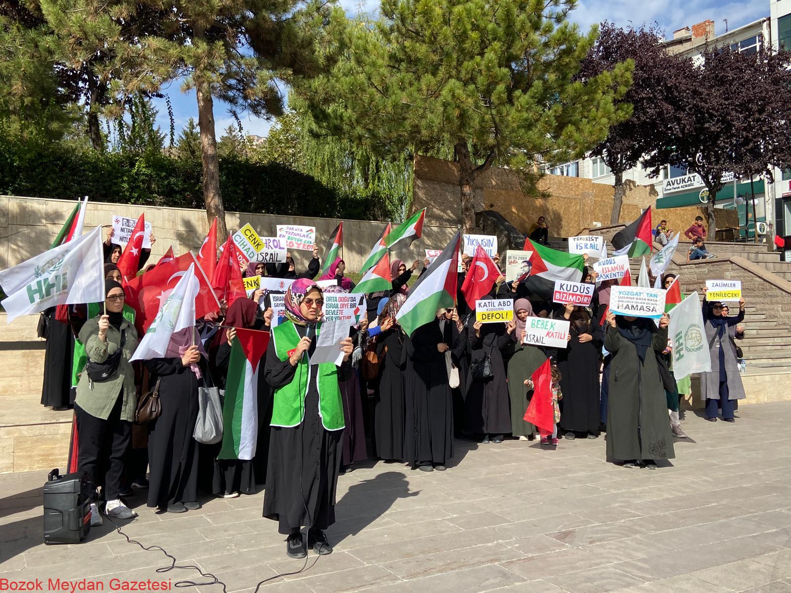 Katliama ”DUR” Eylemi