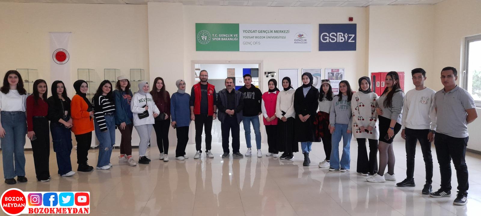 Genç Girişimcilerden Tanışma Etkinliği