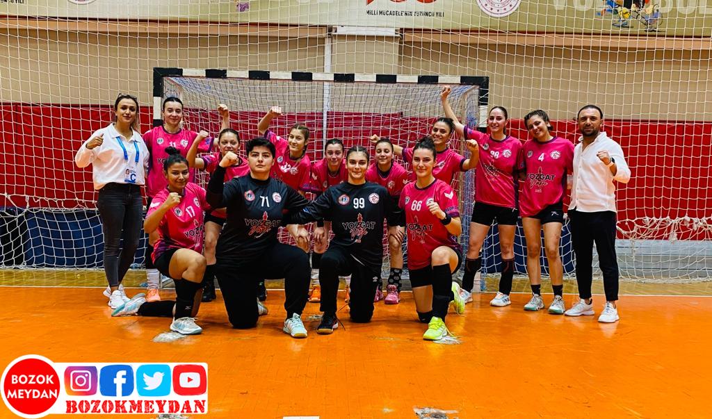 Kızlar Sahadan Galip Ayrıldı