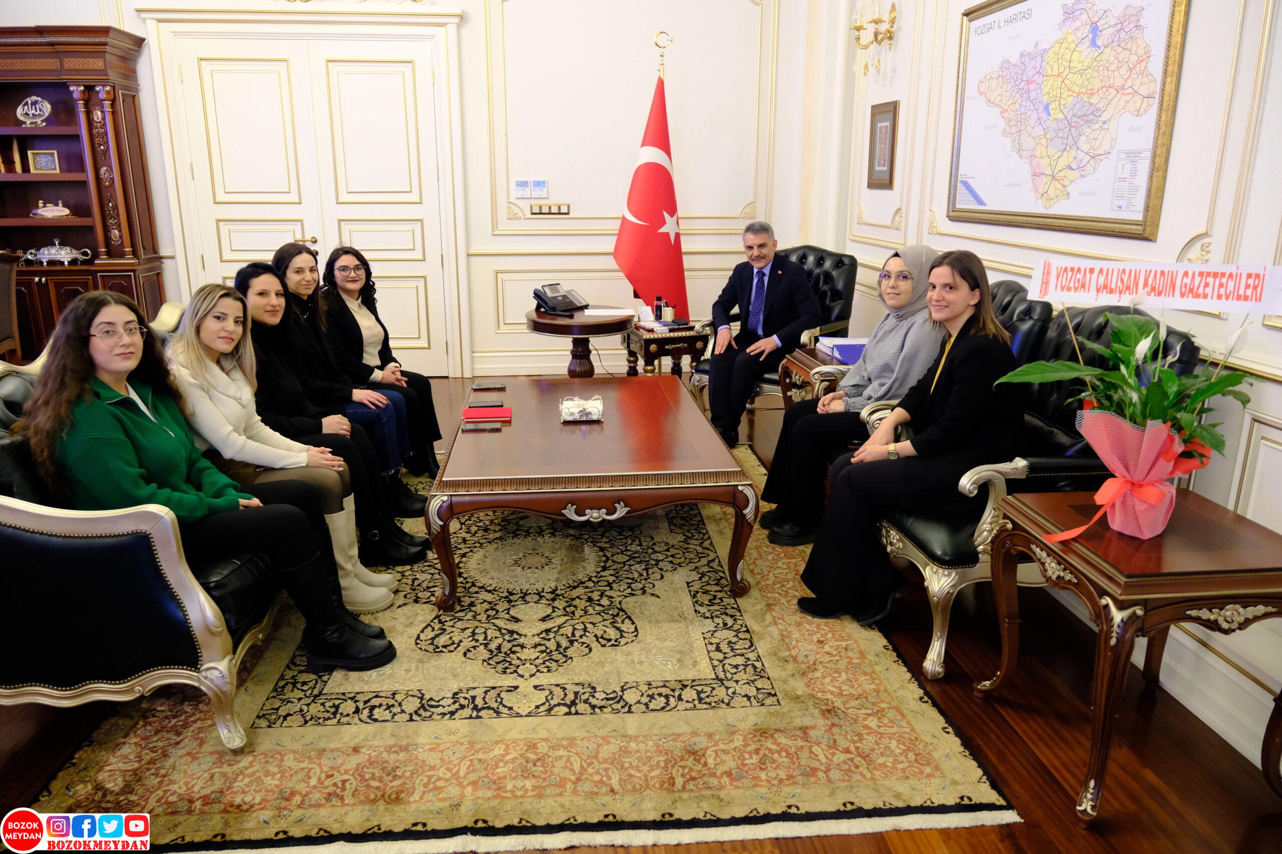 Yozgat’ta Çalışan Kadın Gazeteciler Vali Özkan’ı Ziyaret Etti