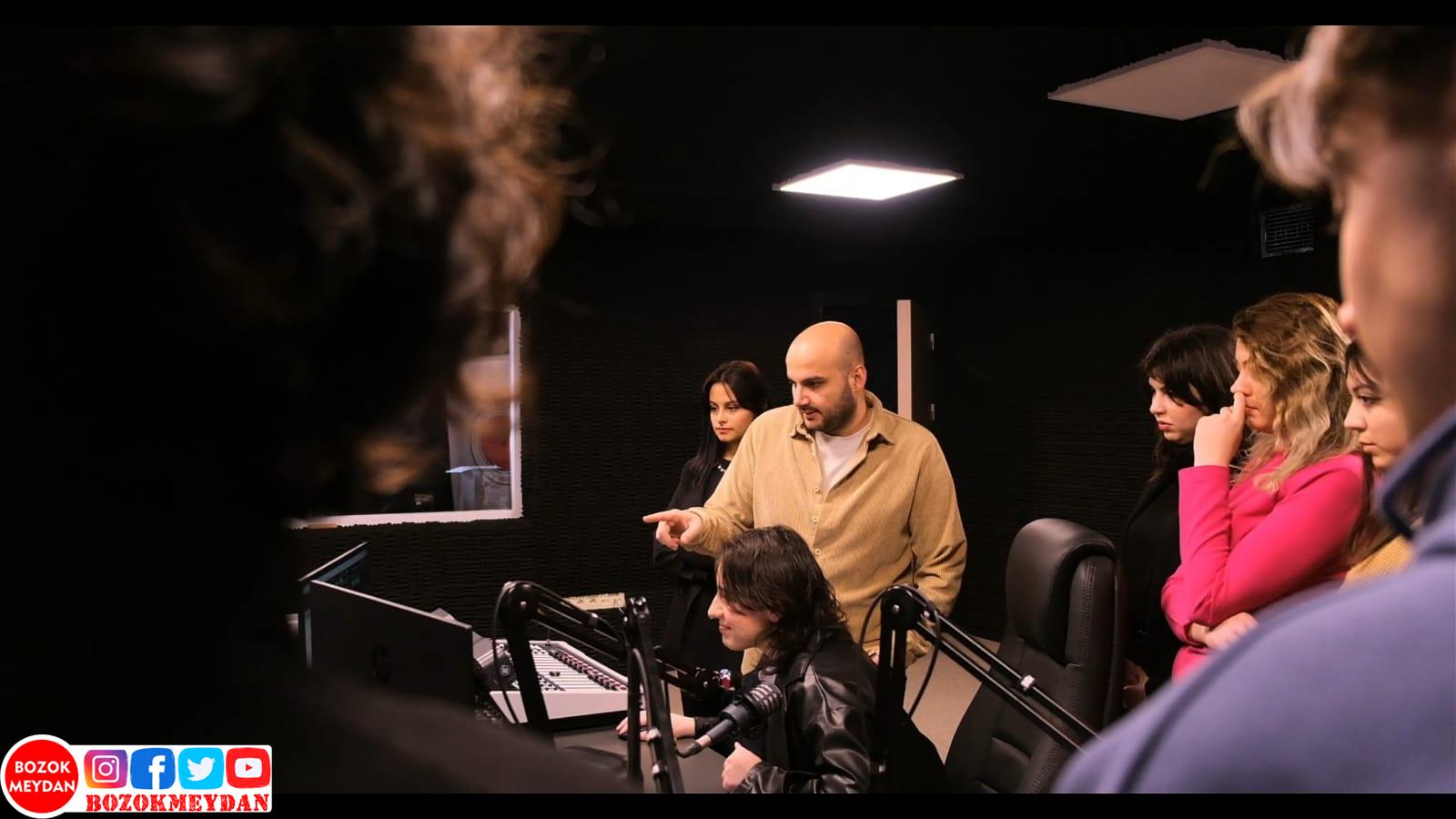 Bozok FM: Yozgat’ın ve Bölgenin Gözdesi Radyo