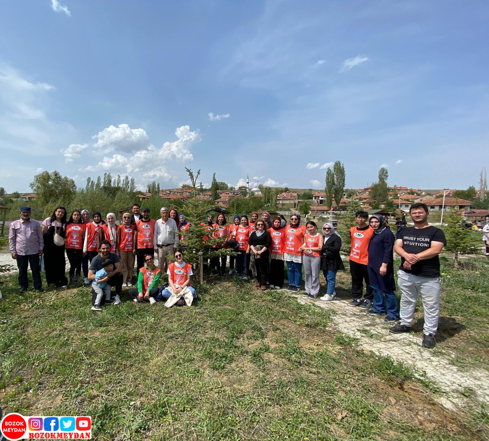 TEMA Yozgat’ta Ağaç Dikme Etkinliği Düzenledi!