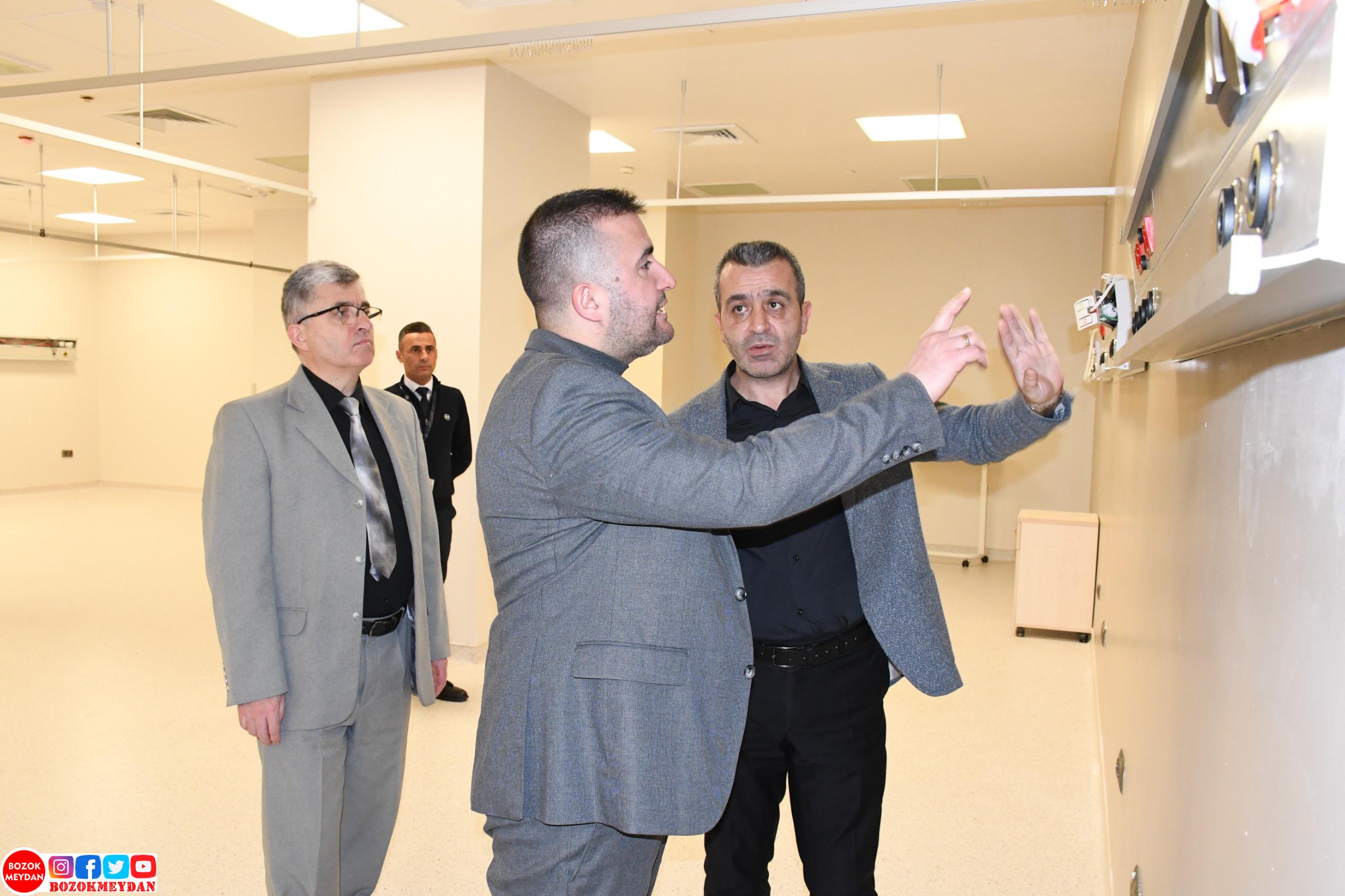 Yoğun Bakım Kapasitesi Artırılıyor