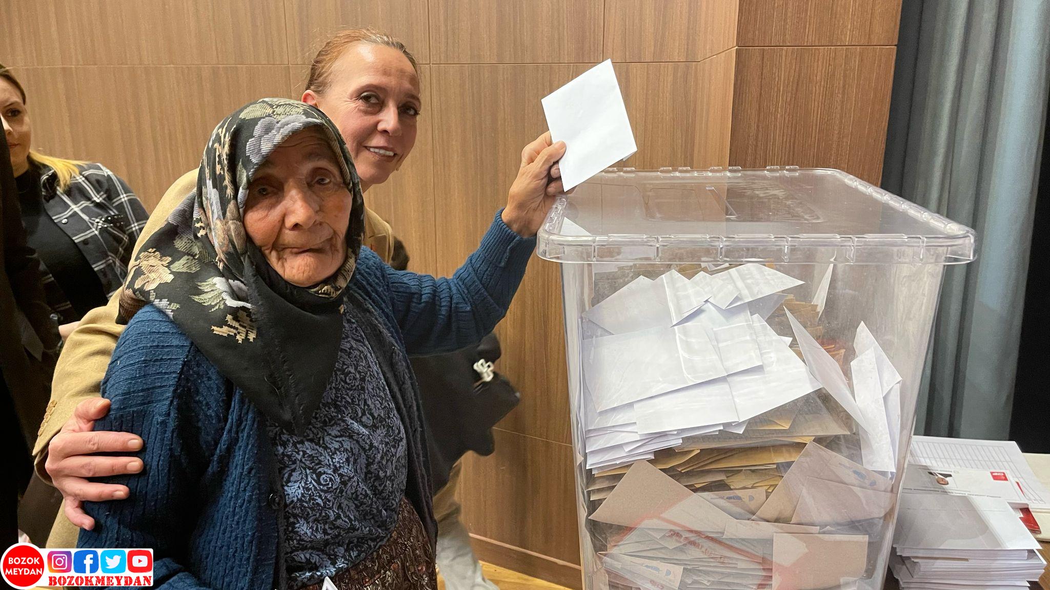 Yozgat’ta CHP’nin Cumhurbaşkanlığı Ön Seçimine Yoğun İlgi (Videolu Haber)