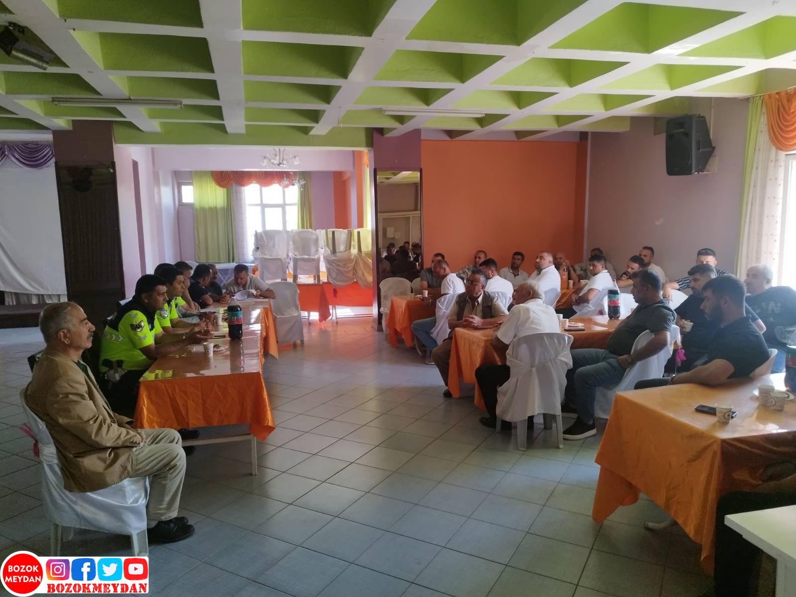 Yozgat’ta Okul Servisi Şoförlerine Trafik Eğitimi