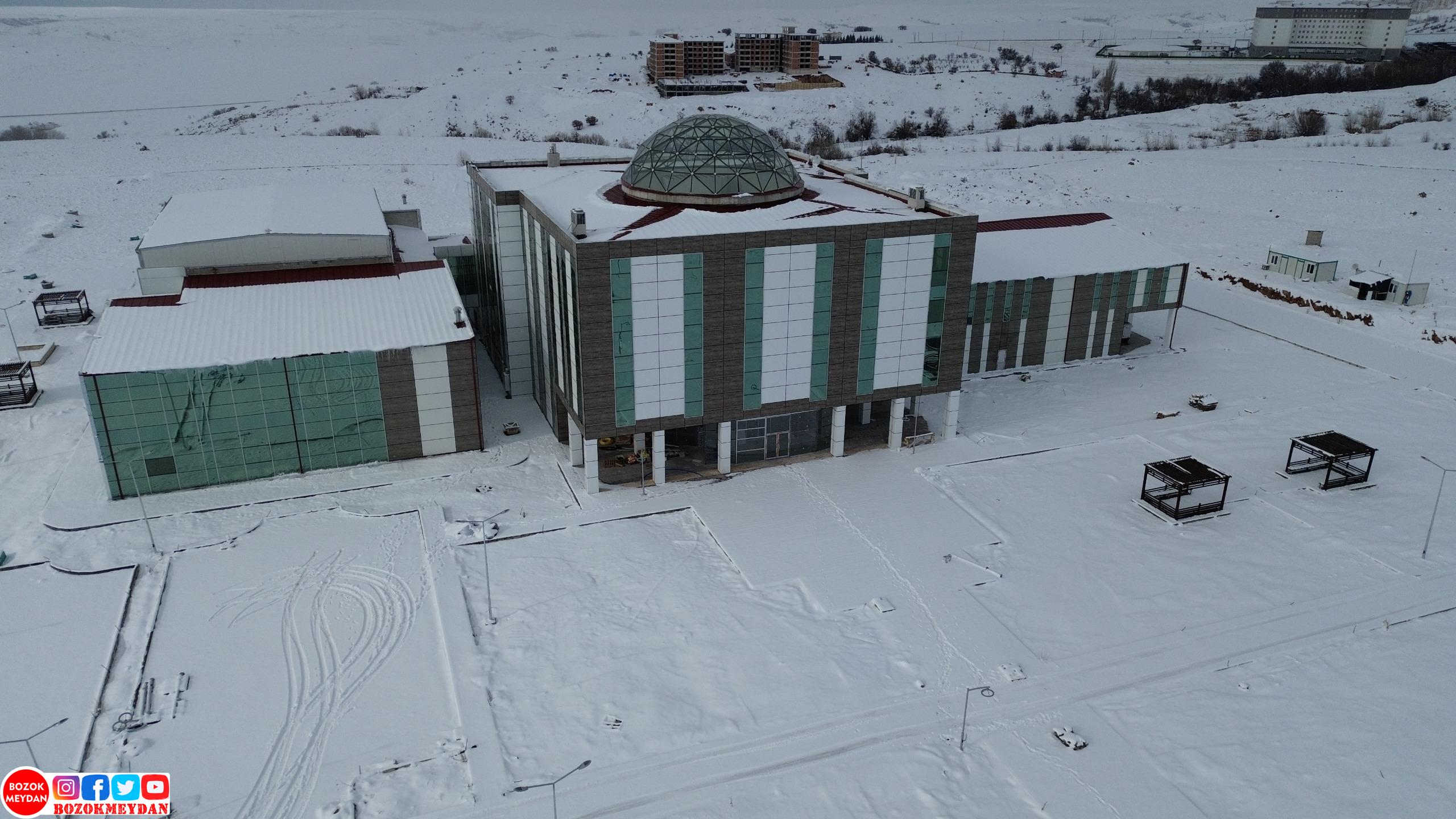 Spor Bilimleri Fakültesi Yeni Binasına Kavuştu